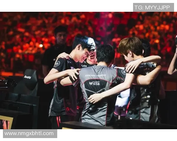 电竞比分与和平精英深度解析EDG战队的游戏节奏与策略演变 电竞比分与和平精英深度解析EDG战队的游戏节奏与策略演变